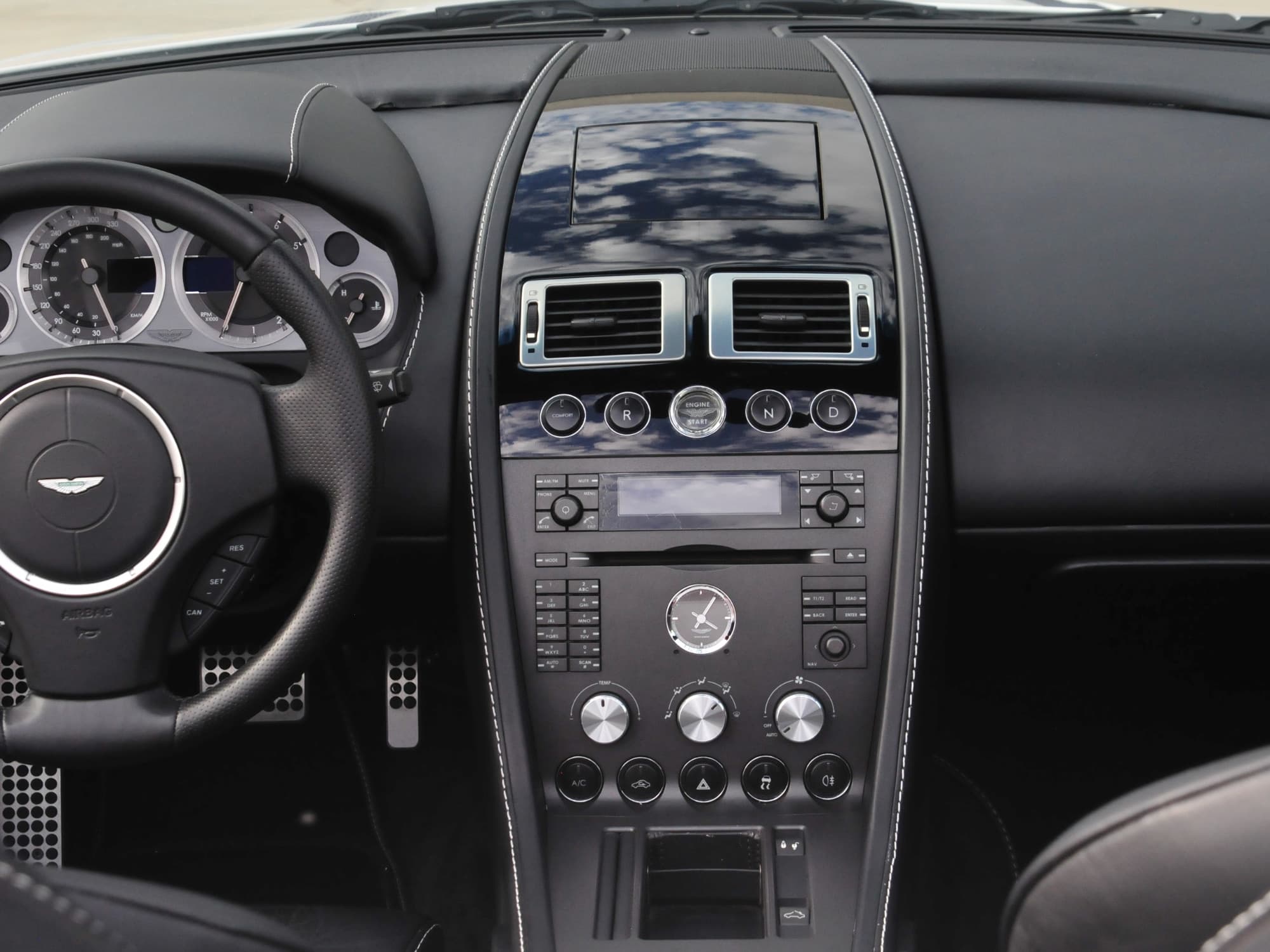 Interieurreiniging Basic bij Richie Rich Detailing